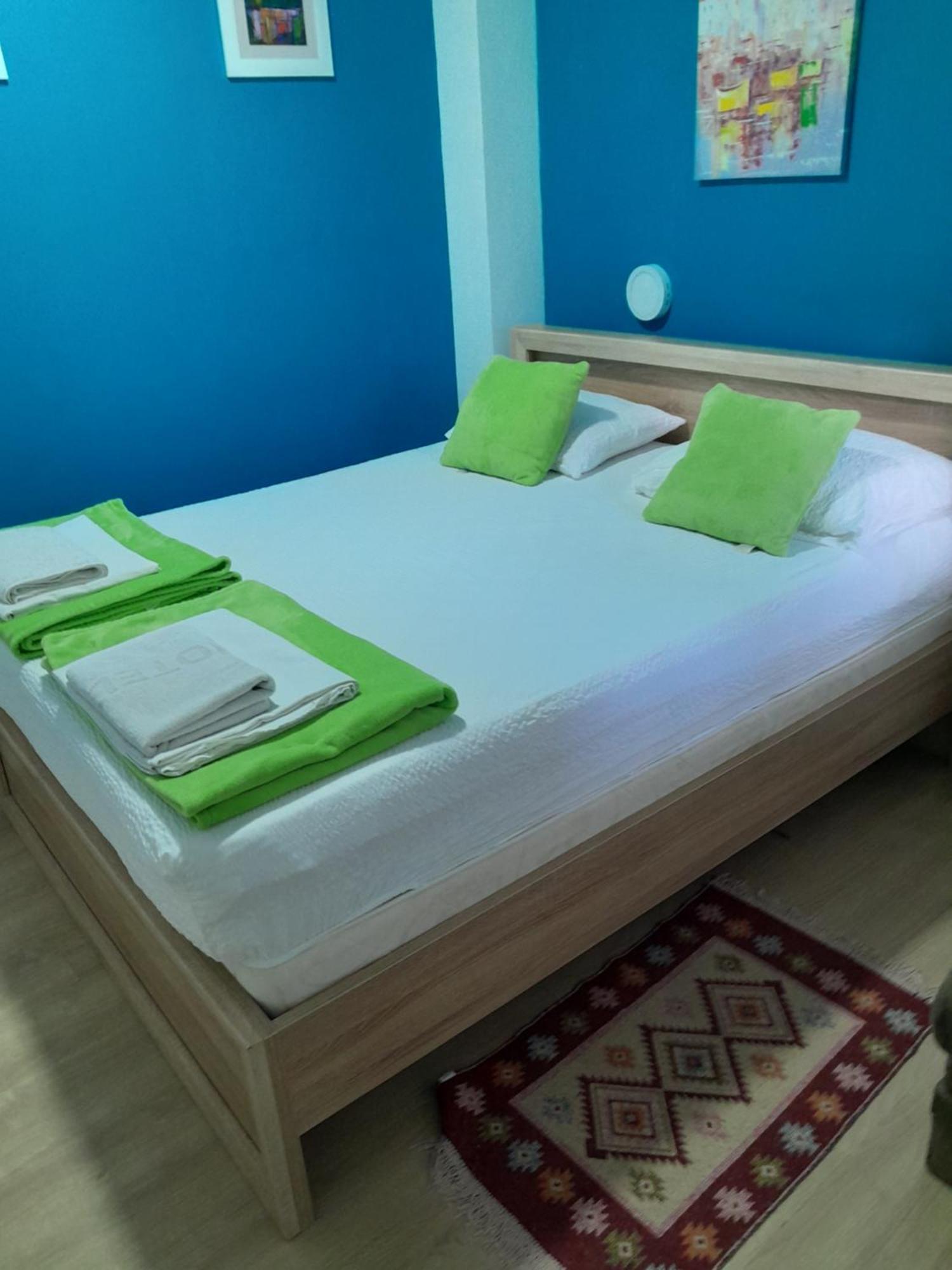מוסטר Apple Line Appartments מראה חיצוני תמונה