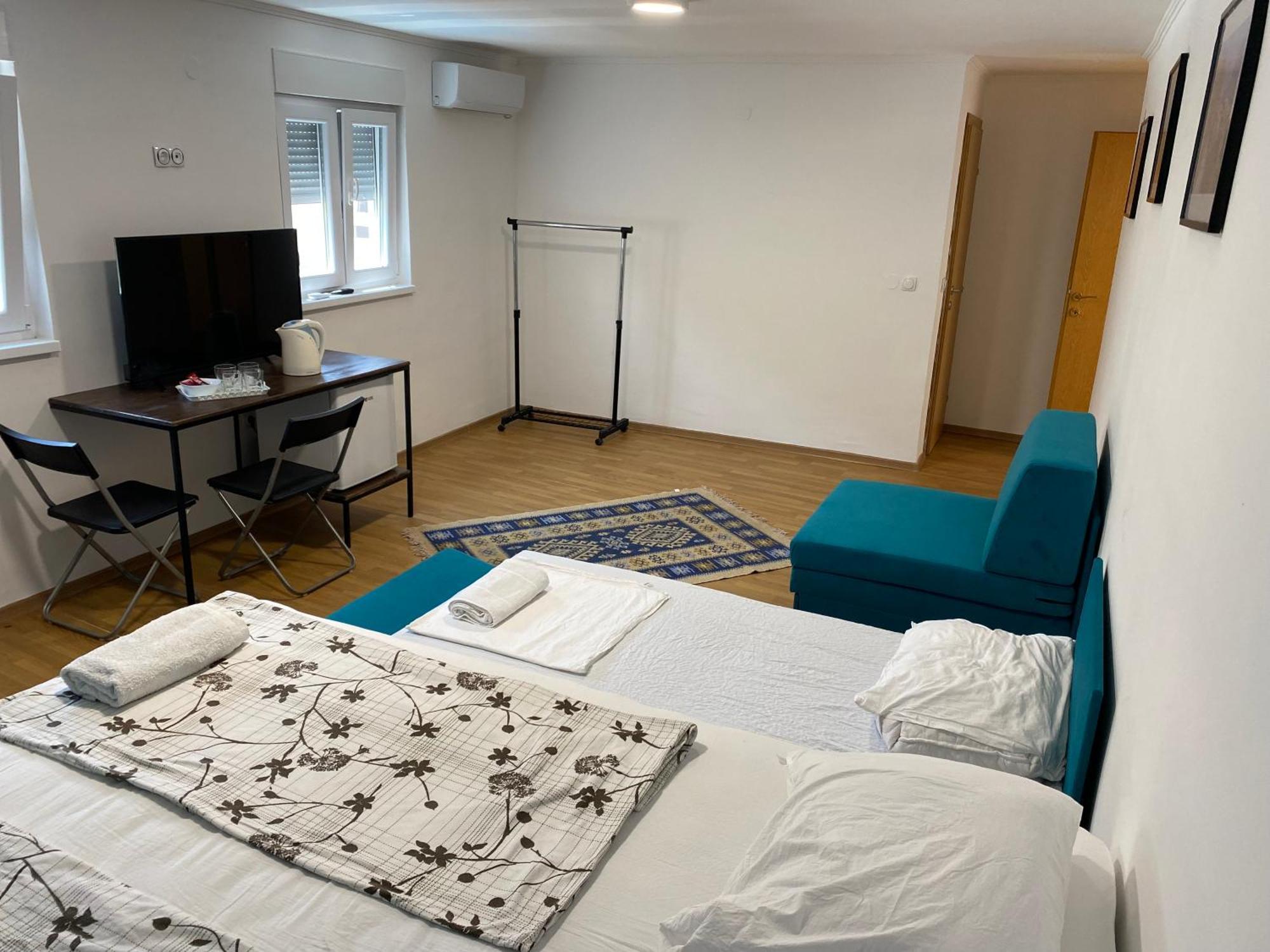 מוסטר Apple Line Appartments מראה חיצוני תמונה